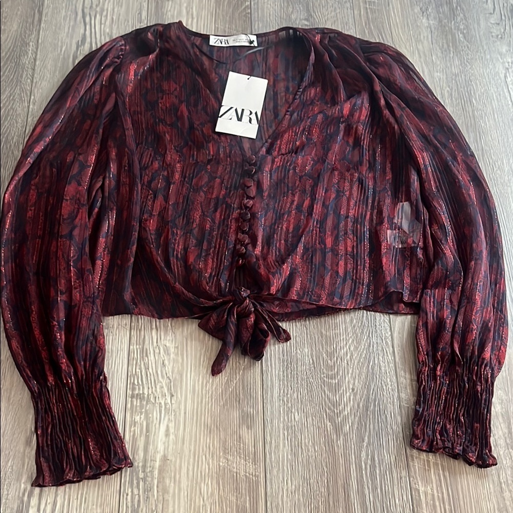Zara Women's Red Button-Down Top